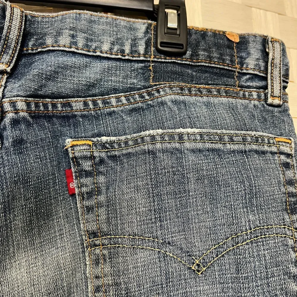 Levi's‎ Classic Straight Leg Blue Denim Jeans Medium Wash Size 36x30